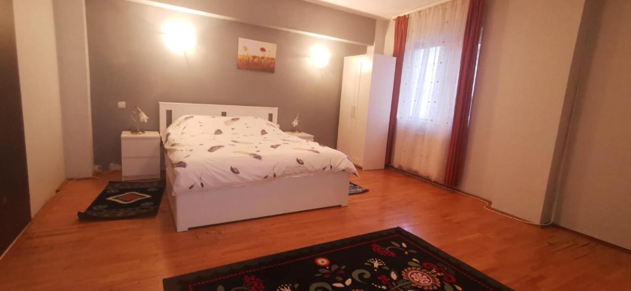 Andreea'S Apartments-Old Town 부쿠레슈티 외부 사진